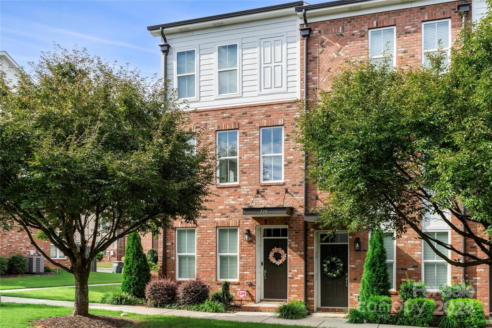 Property image 1 at 775 Seigle Point Drive, Charlotte, NC 28204