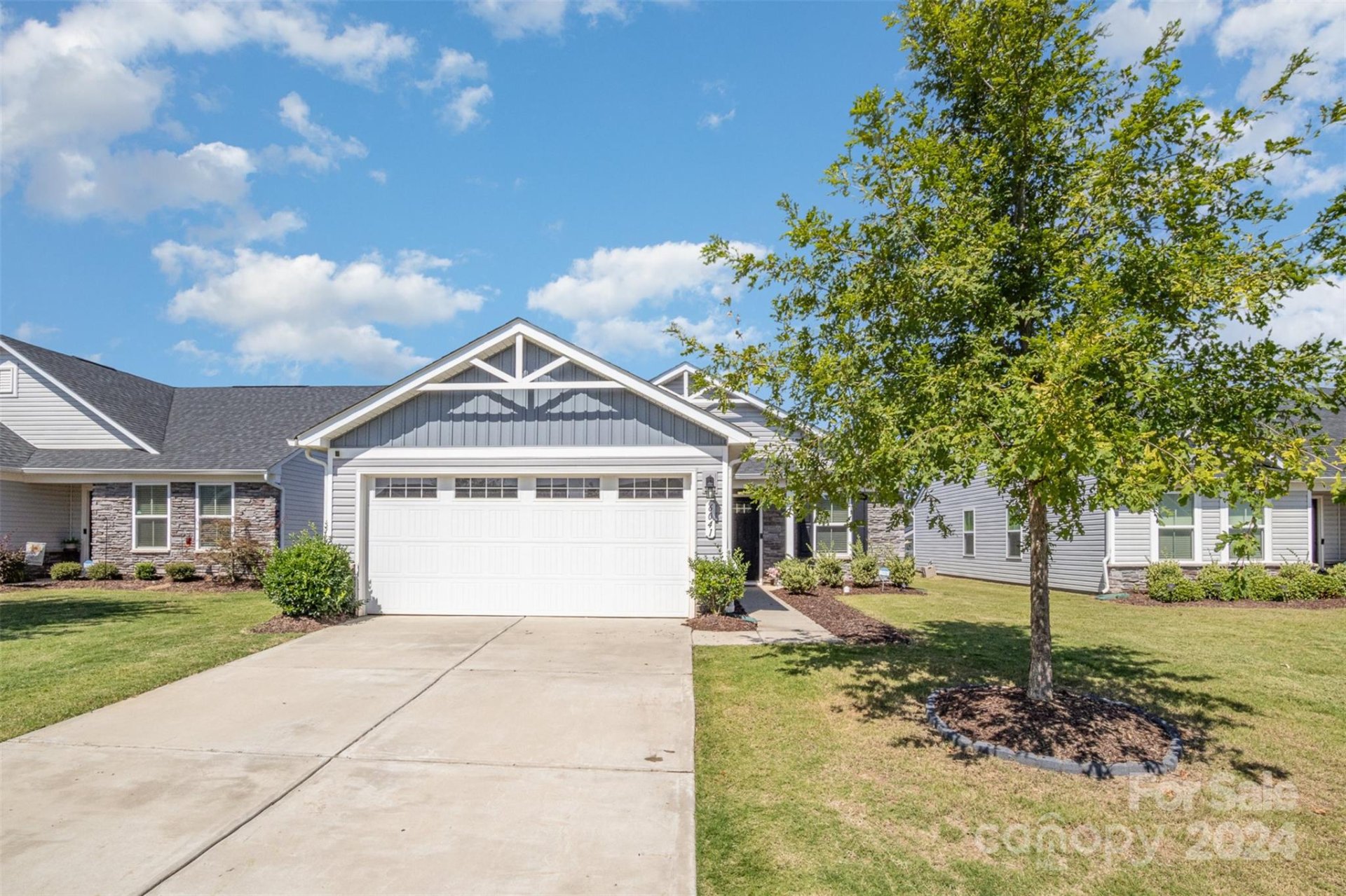 Property image 1 at 6041 Bellastead Drive, Charlotte, NC 28214