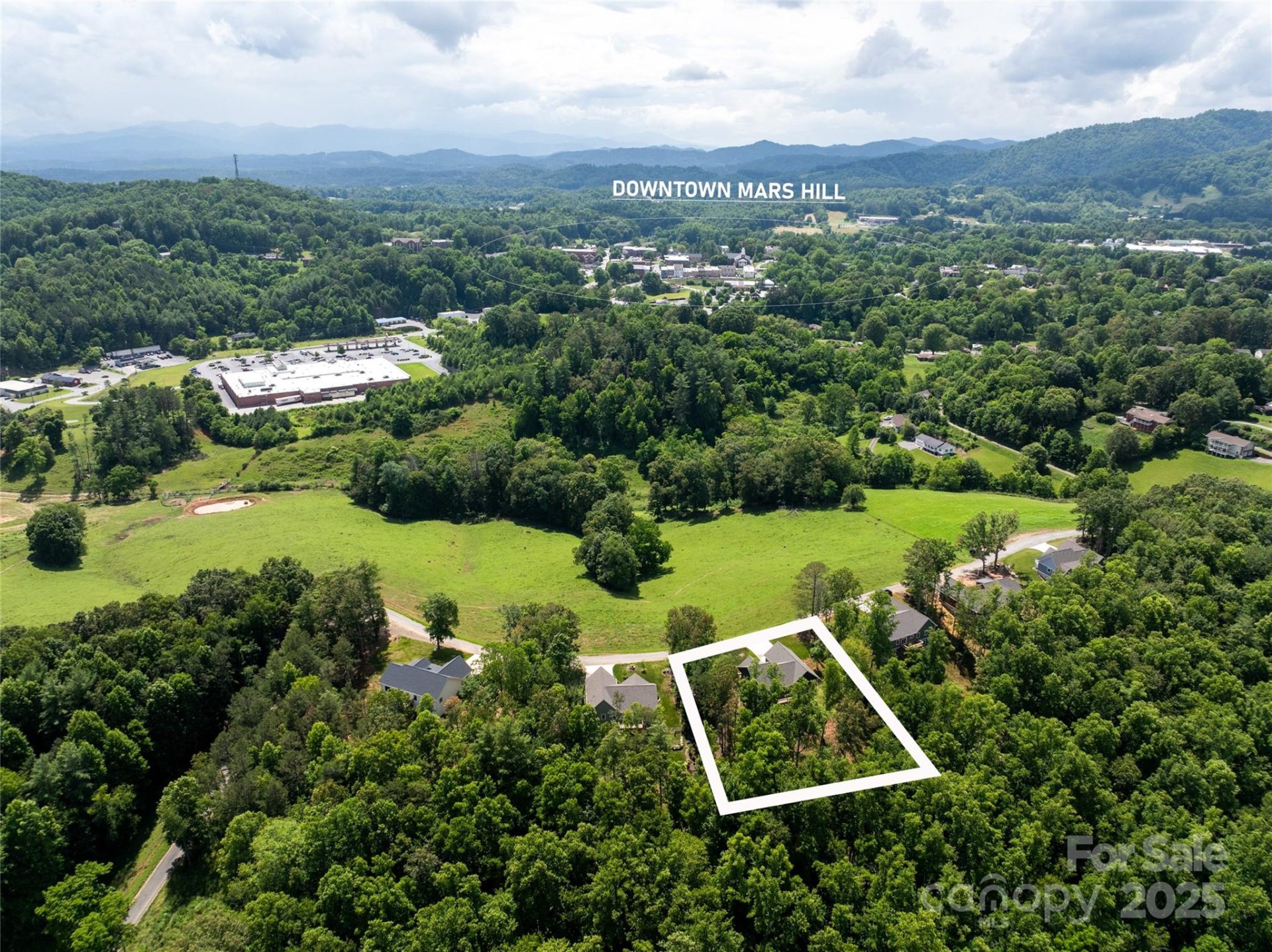 Property image 2 at 224 Country Drive, Mars Hill, NC 28754