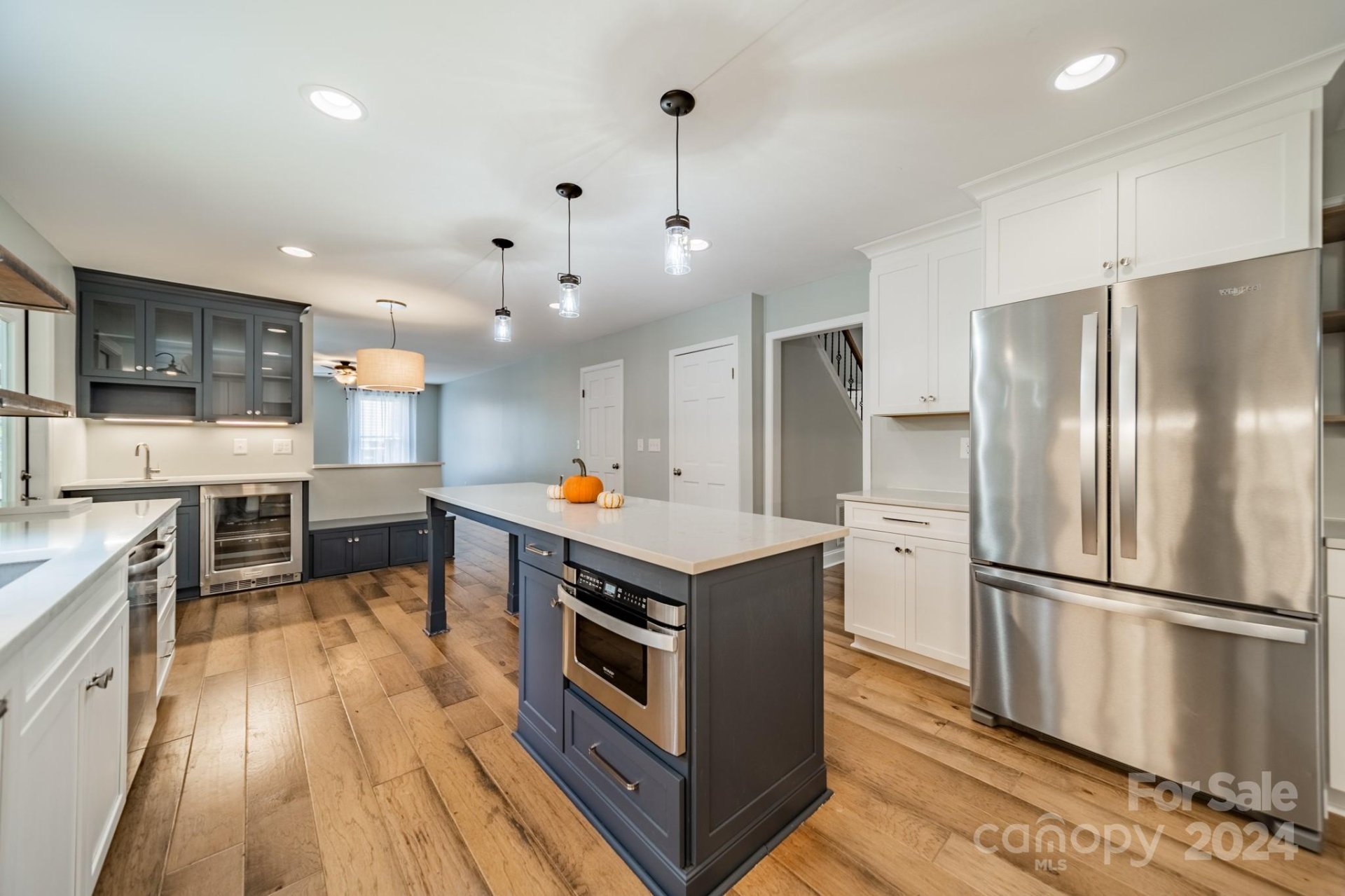 Property image 1 at 6632 Carmel Hills Drive, Charlotte, NC 28226