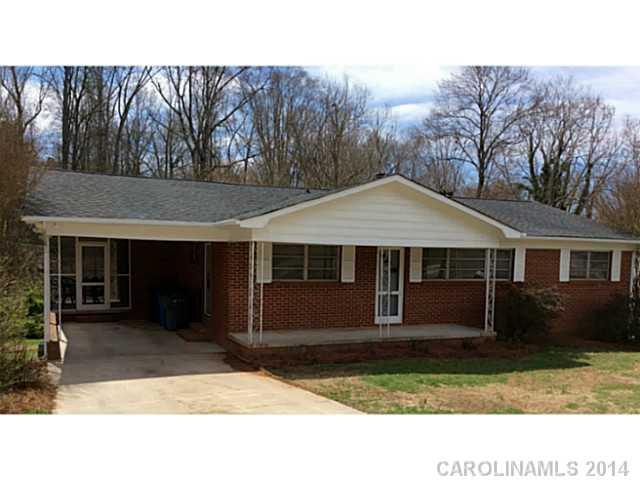 Property image 1 at 118 Point Circle, Belmont, NC 28012