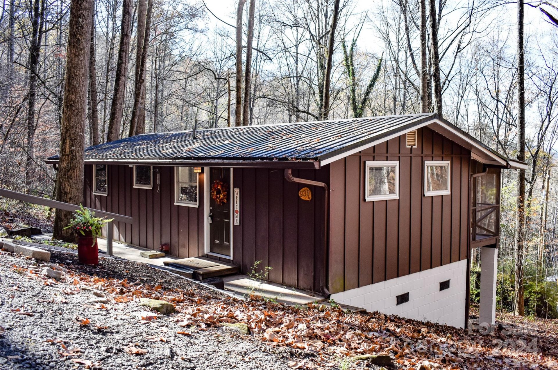 Property image 2 at 939 Bear Cove Circle, Bryson City, NC 28713