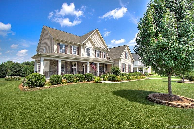 Property image 1 at 6804 Old Persimmon Drive, Charlotte, NC 28227