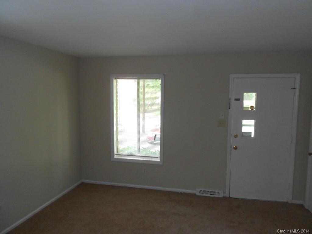 Property image 2 at 701 Echodale Drive, Charlotte, NC 28217
