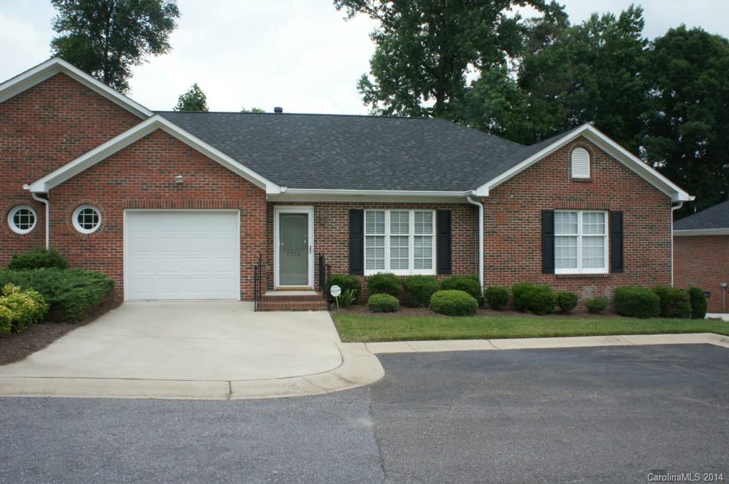 Property image 1 at 2208 Windsor Woods Drive, Gastonia, NC 28054