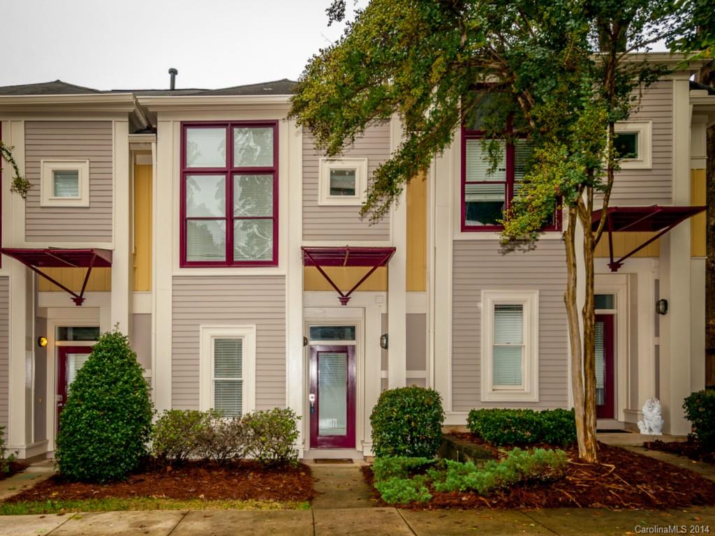 Property image 1 at 1071 Park West Drive, Charlotte, NC 28209