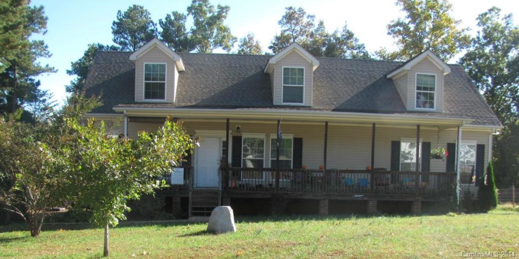 2860 Sweeping Pine Lane