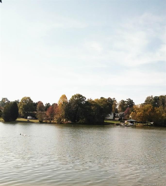 Property image 1 at 105 Donnive Drive, Mooresville, NC 28117