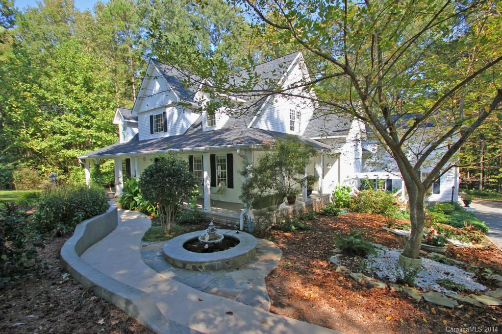 Property image 1 at 415 Lochaven Road, Waxhaw, NC 28173