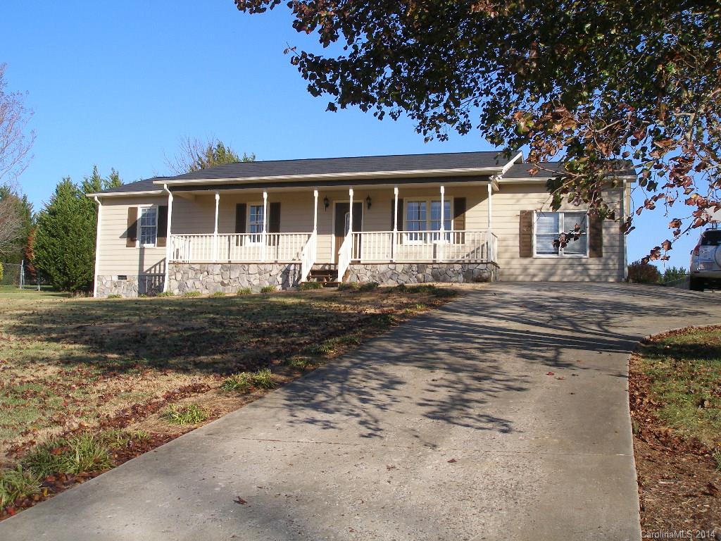 5152 Swinging Bridge Road