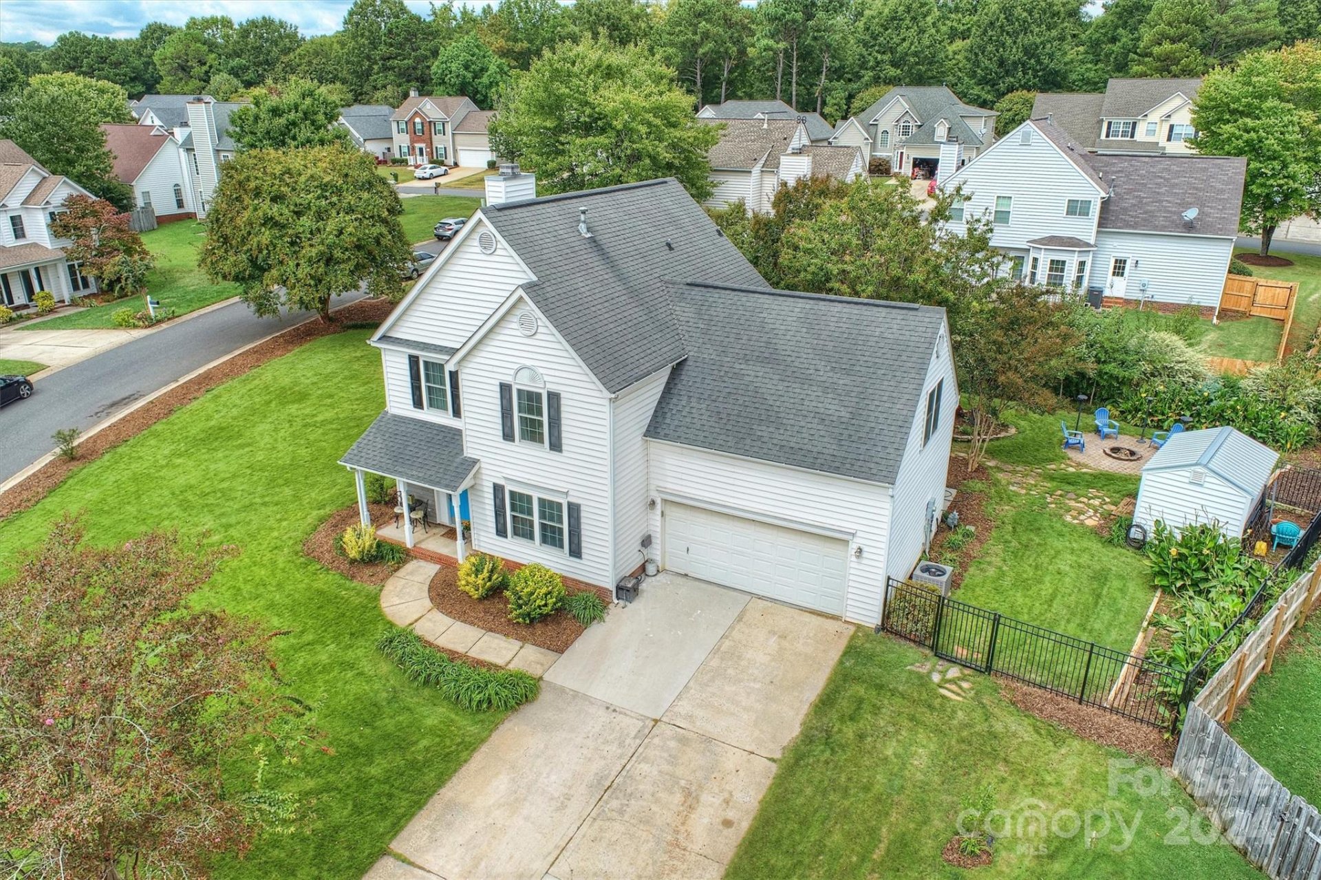 Property image 1 at 207 Blackberry Walk, Fort Mill, SC 29715