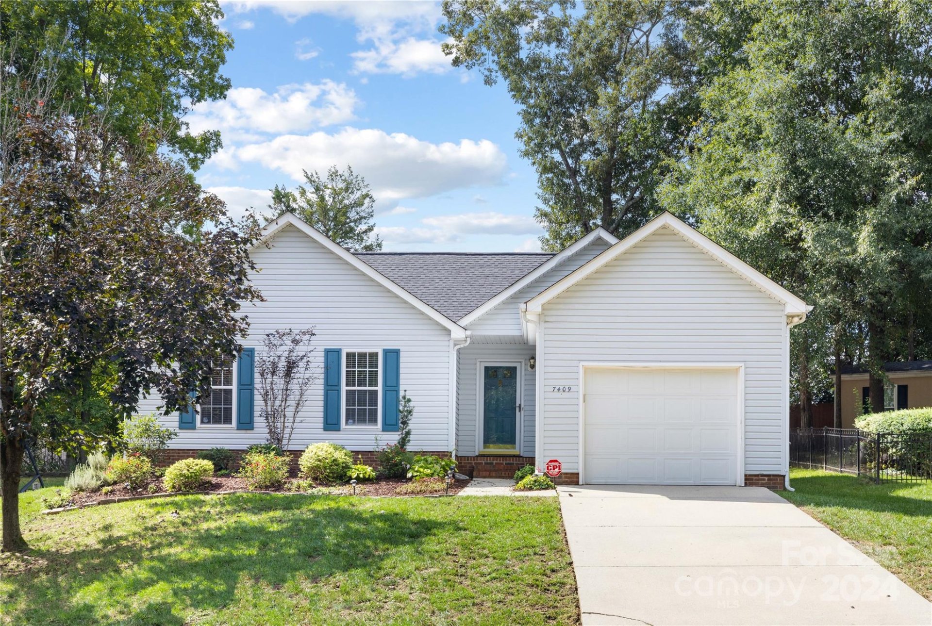 7409 Crestside Lane