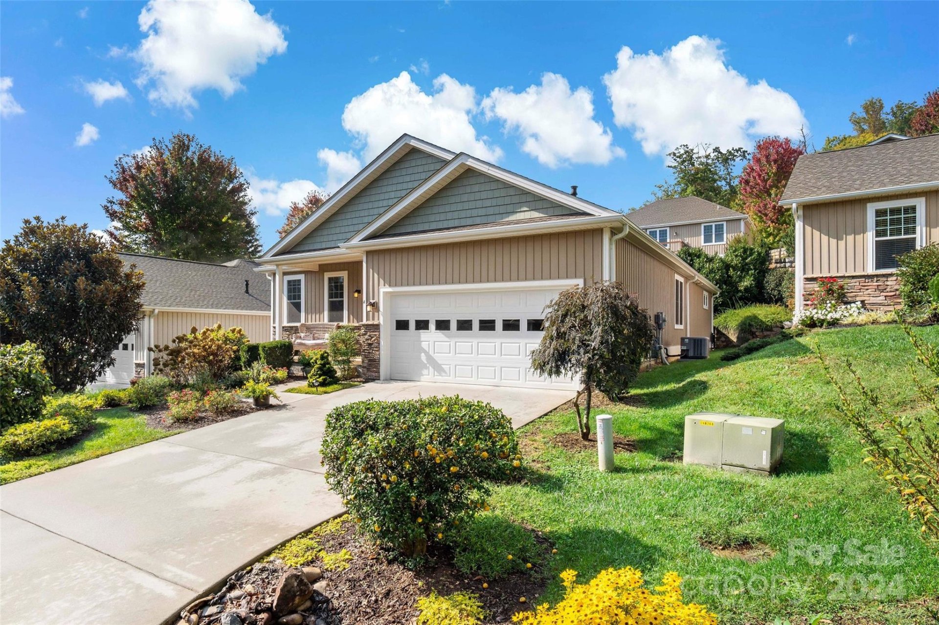 Property image 3 at 4 Nectar Way, Swannanoa, NC 28778