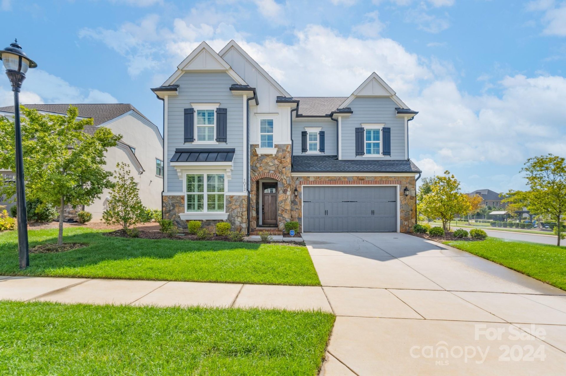 1012 Thatcher Way