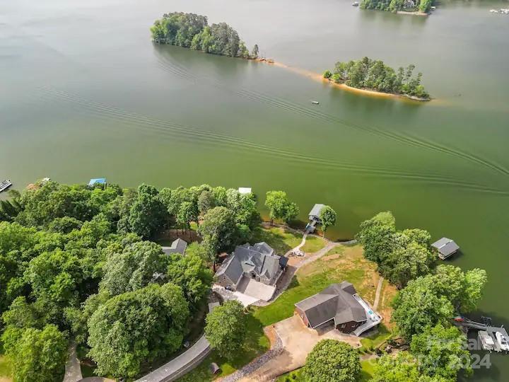 Property image 3 at 203 High Lake Drive, Statesville, NC 28677