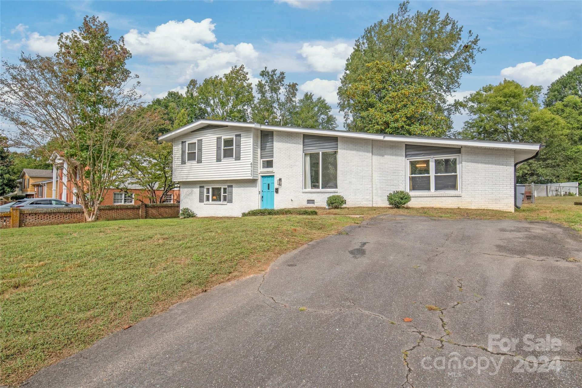 6735 Covecreek Drive