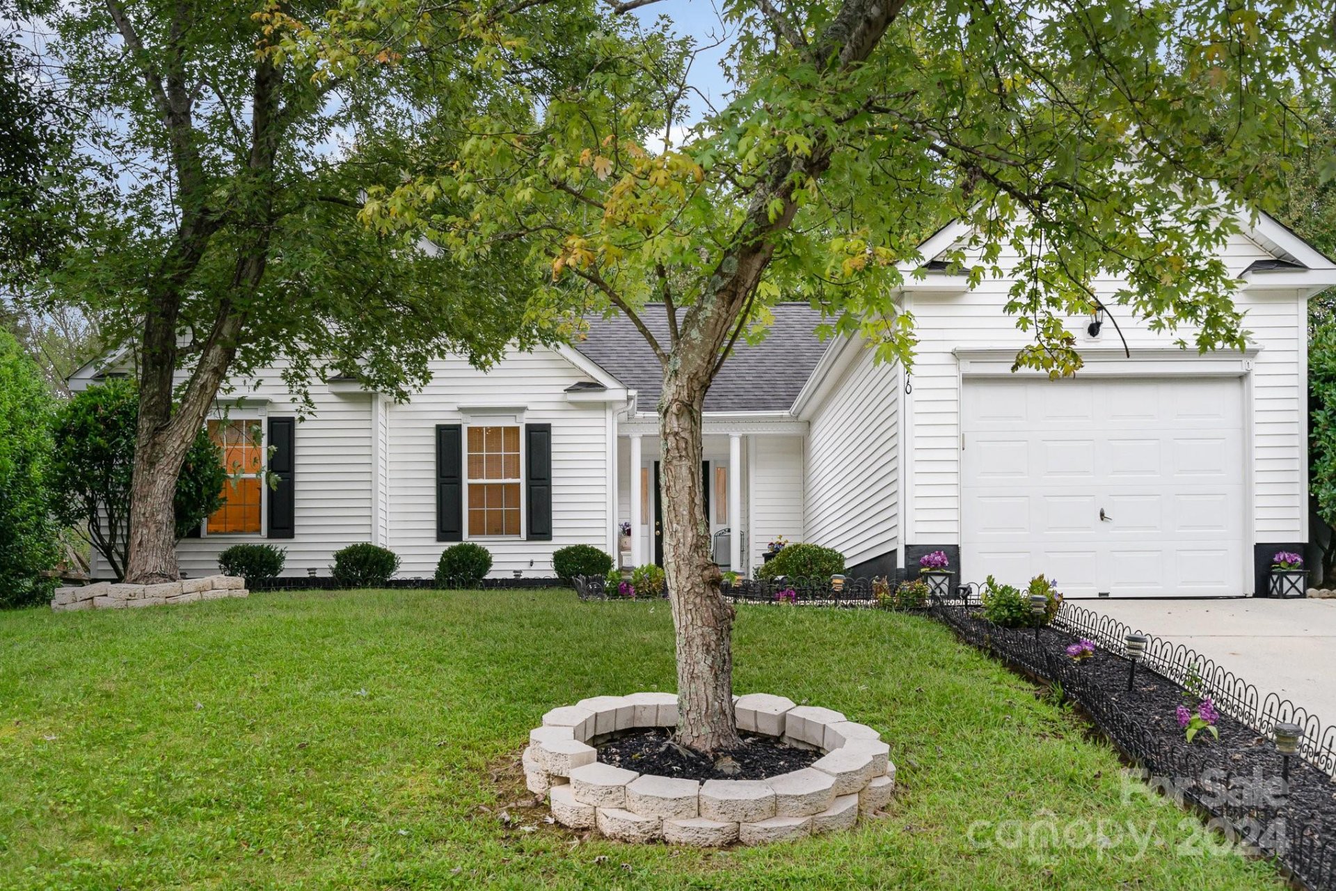 Property image 1 at 1710 Colin Creek Lane, Charlotte, NC 28214