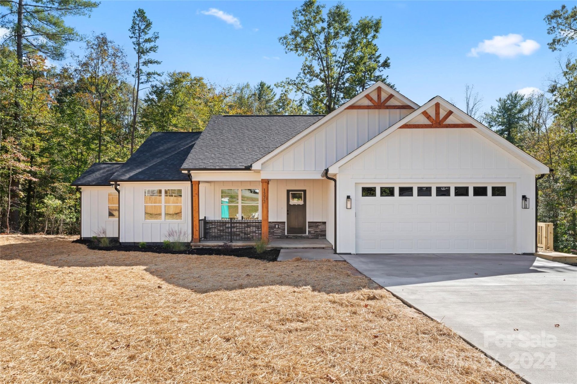 Property image 1 at 1222 Summerhill Street, Lenoir, NC 28645