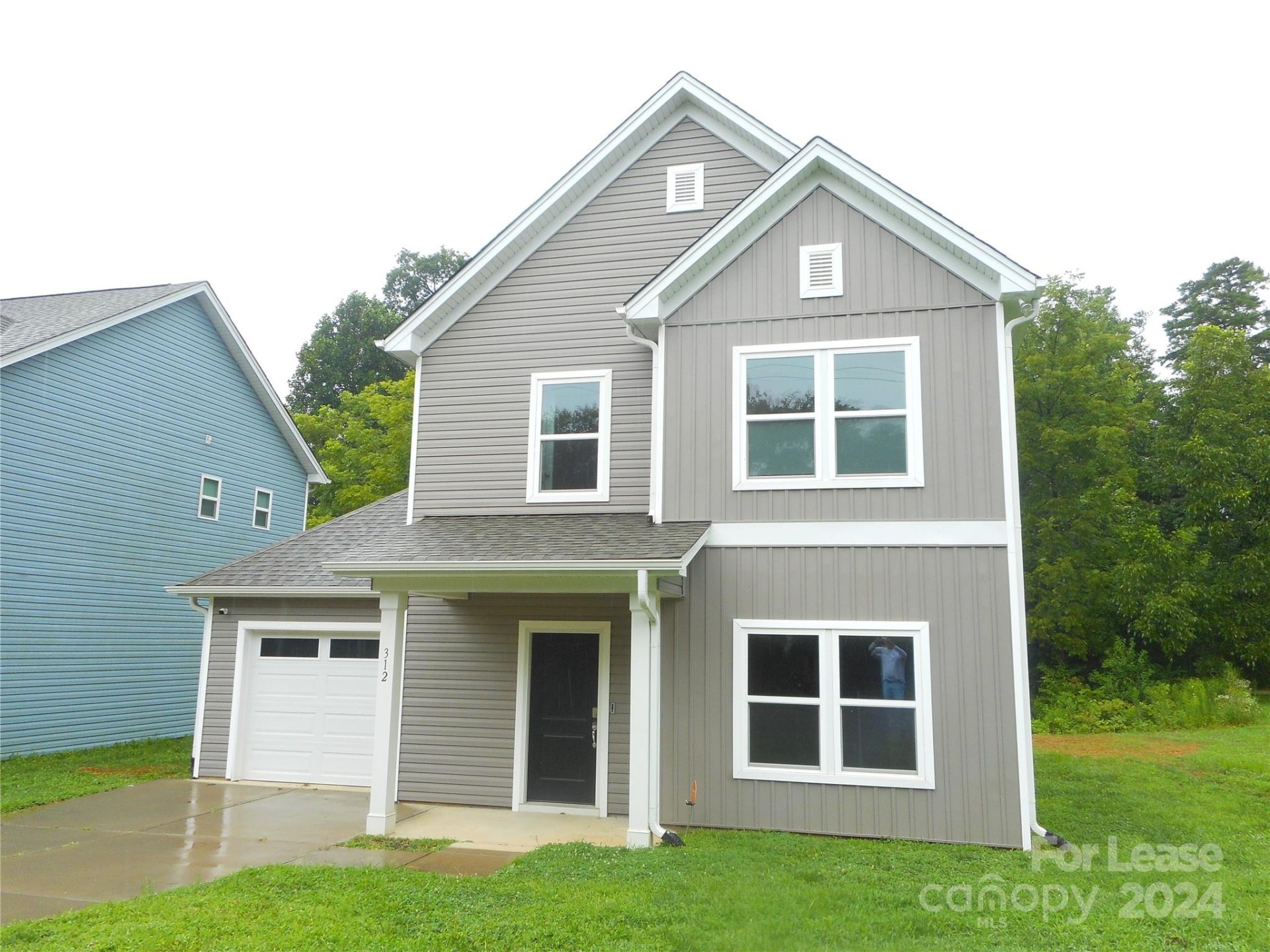 312 W Todd Lane