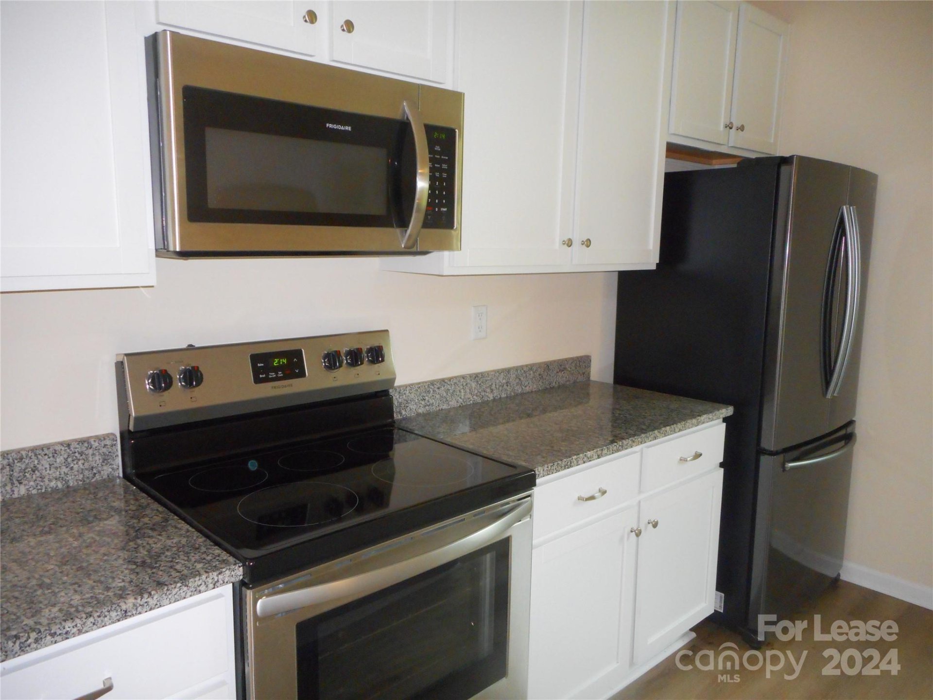 Property image 5 at 312 W Todd Lane, Charlotte, NC 28208