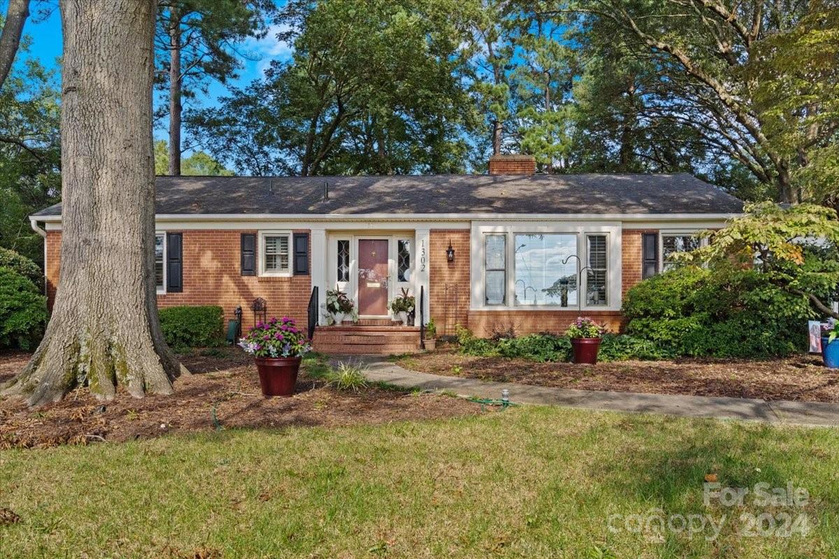 1302 Park Lane