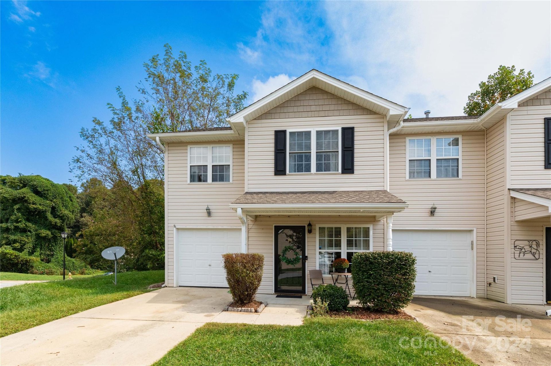 Property image 1 at 28 Lanceford Circle, Fletcher, NC 28732