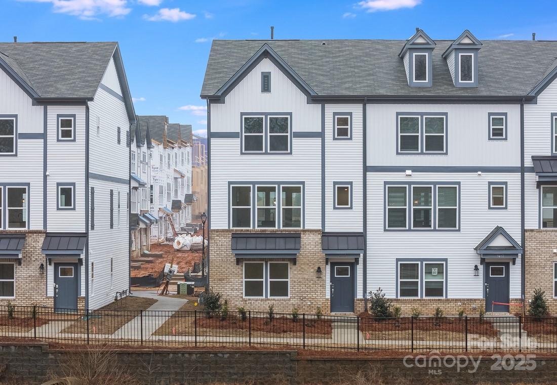 Property image 2 at 1617 Blanche Street, Charlotte, NC 28262