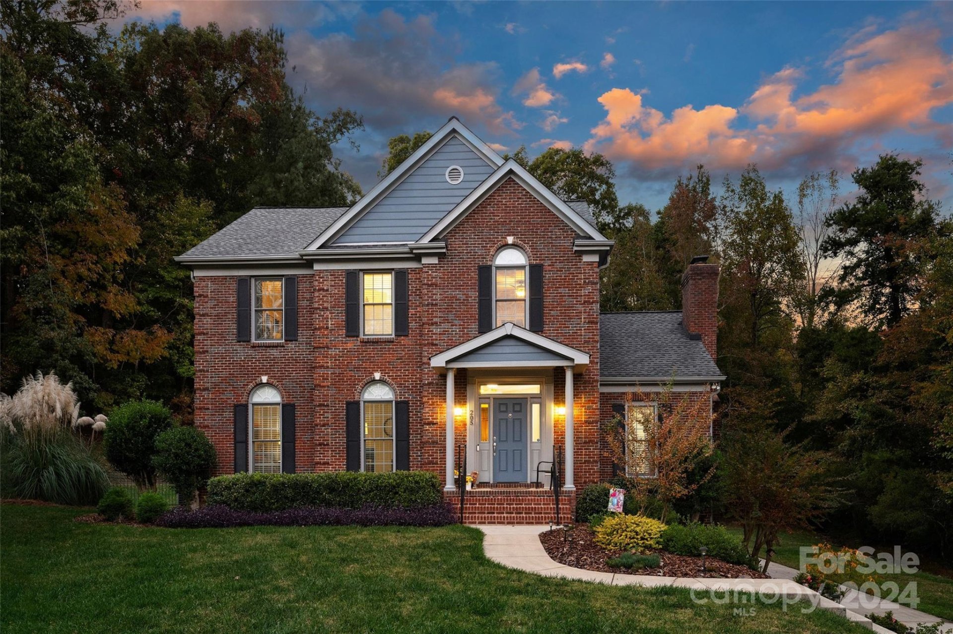 Property image 1 at 205 Rosedale Lane, Matthews, NC 28105