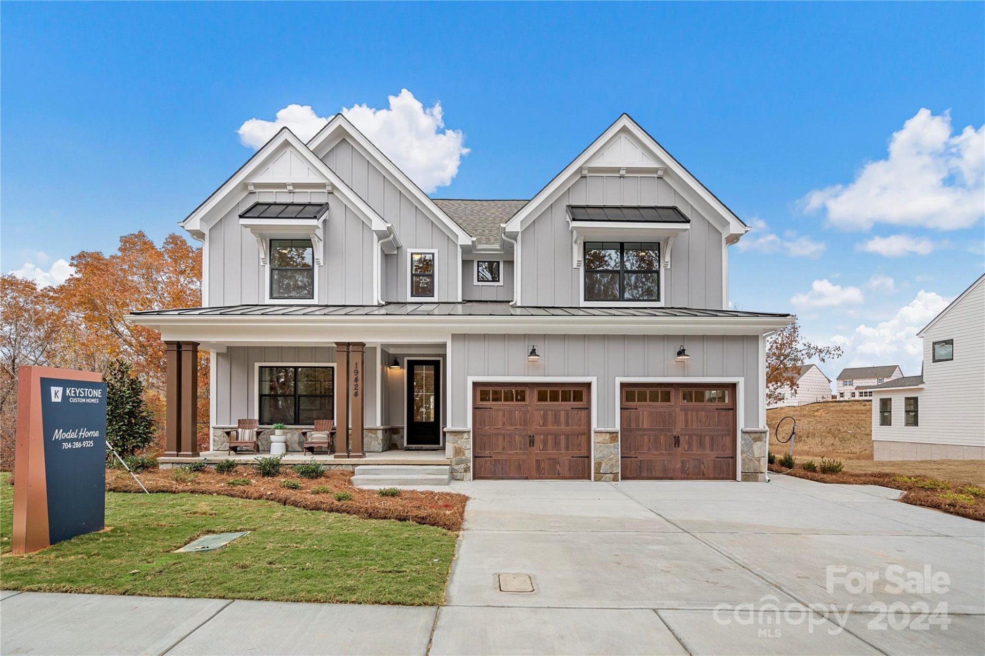 Saybrooke, Charlotte Community