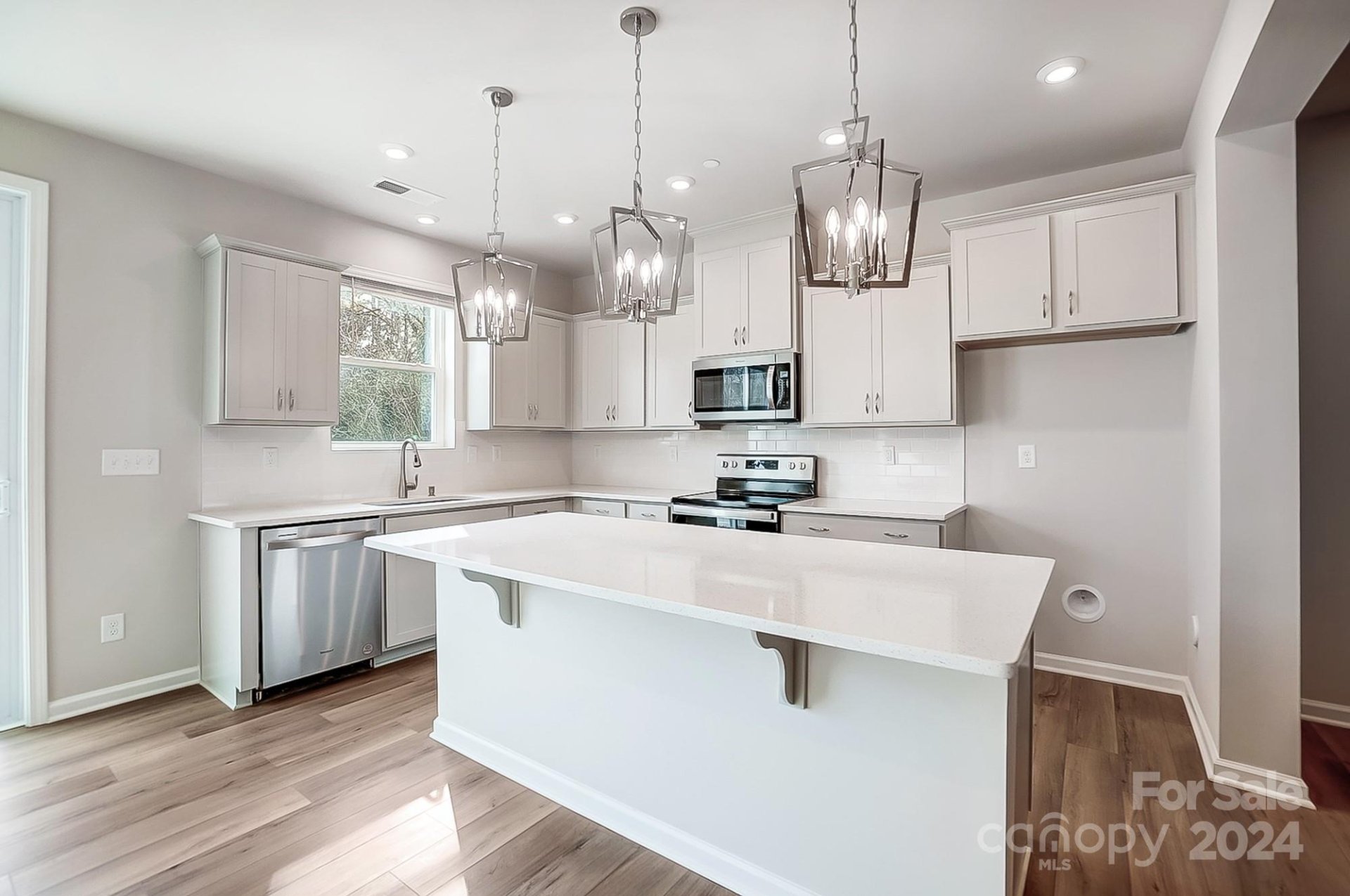 Hedgecliff Townes, Kannapolis Community