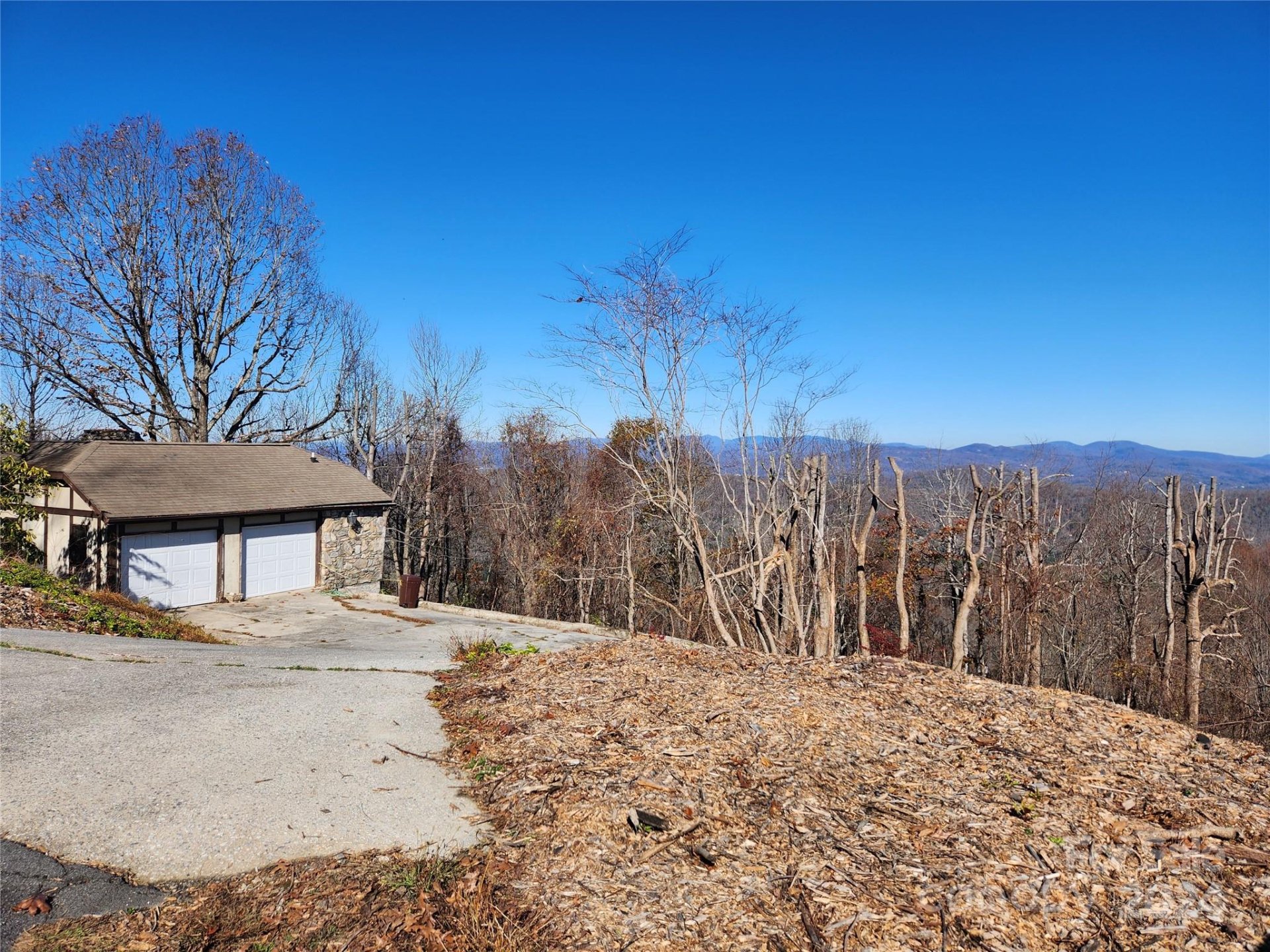 120 Pinewood Circle