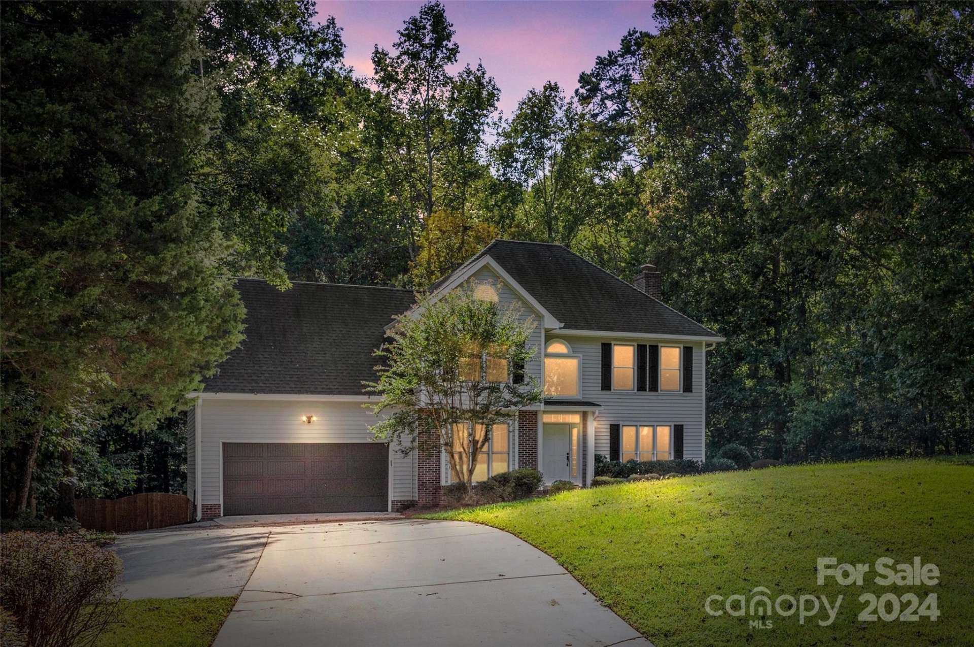 Property image 2 at 2215 Banbury Lane, Rock Hill, SC 29732