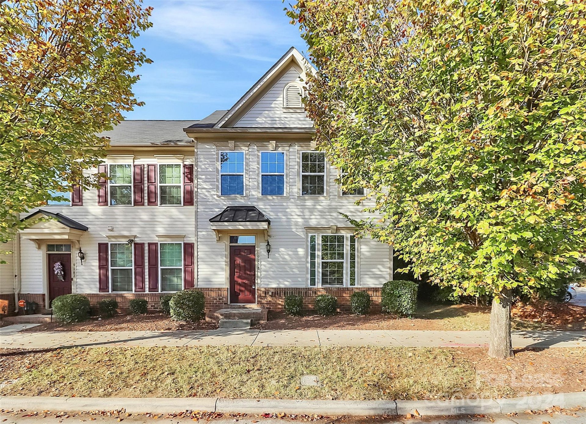 Property image 2 at 9158 Lenox Pointe Drive, Charlotte, NC 28273