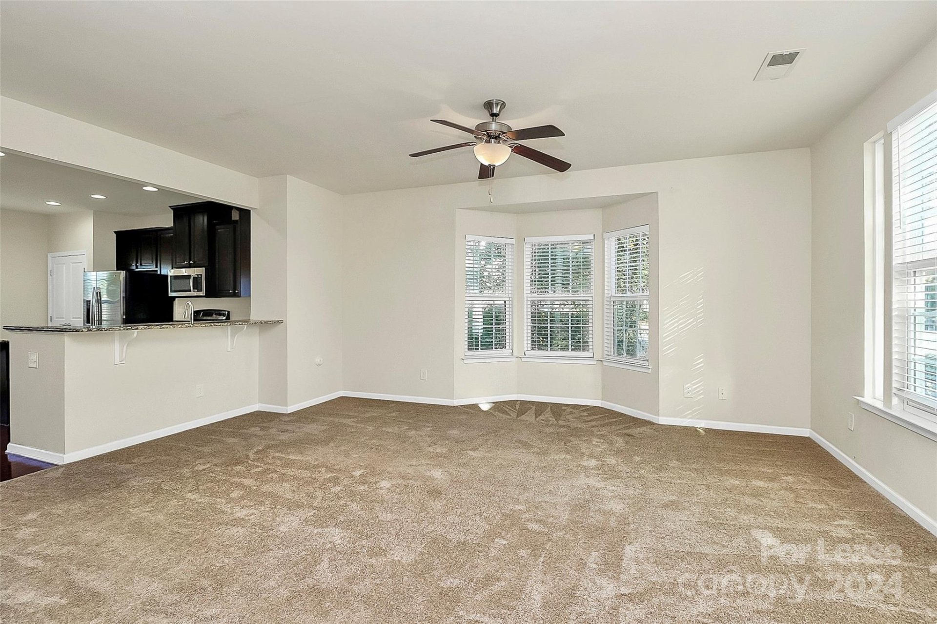 Property image 3 at 9158 Lenox Pointe Drive, Charlotte, NC 28273