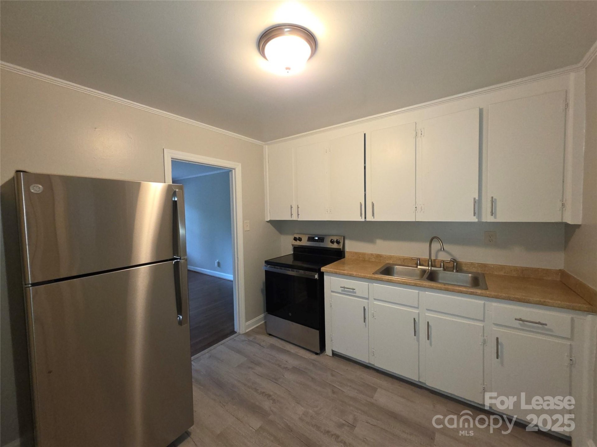 Property image 5 at 3818 Winfield Drive, Charlotte, NC 28205