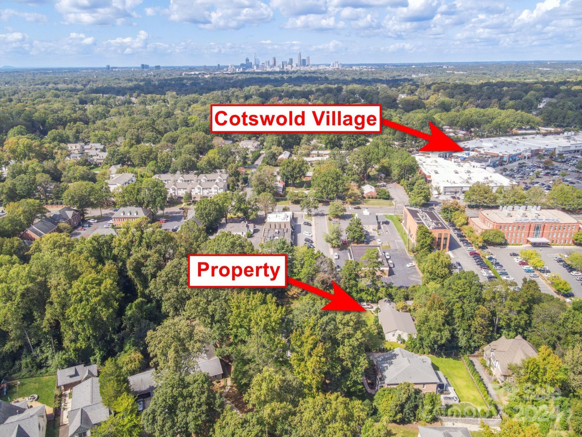 Property image 2 at 2933 Robin Road, Charlotte, NC 28211