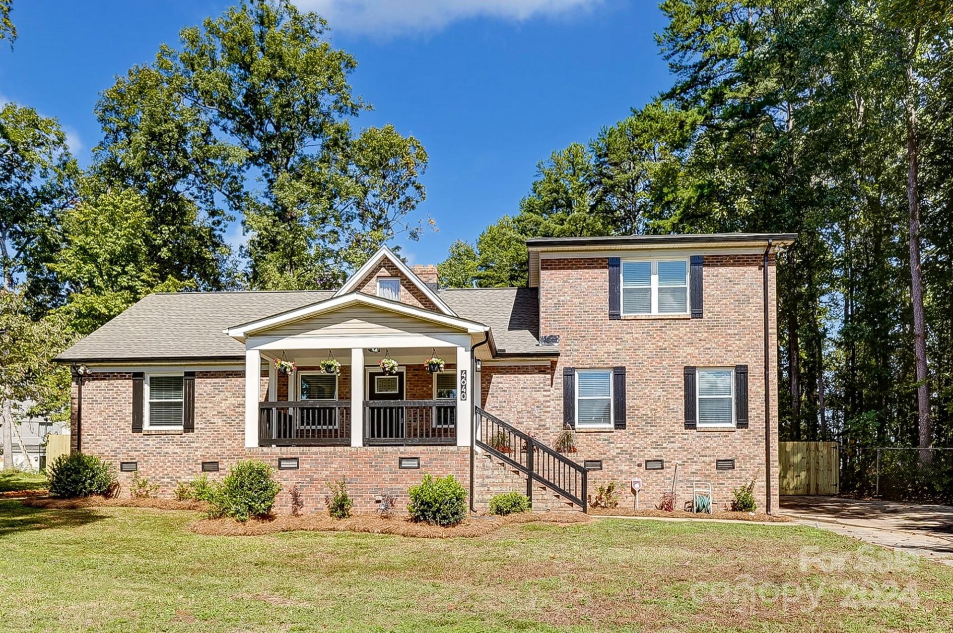 4640 Hamilton Circle