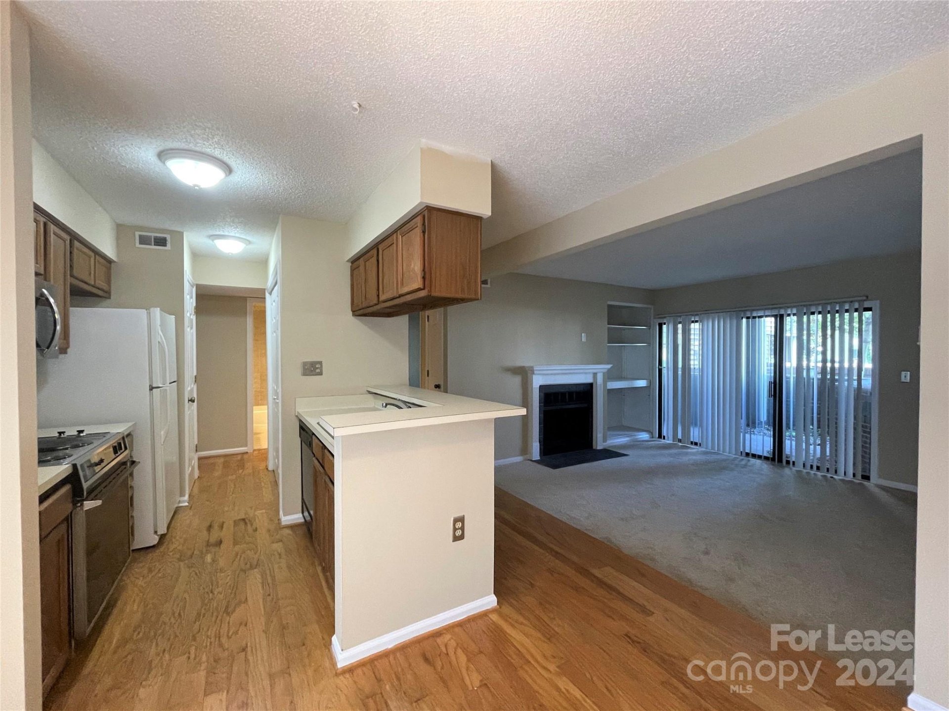Property image 5 at 212 W 10th Street, Charlotte, NC 28202