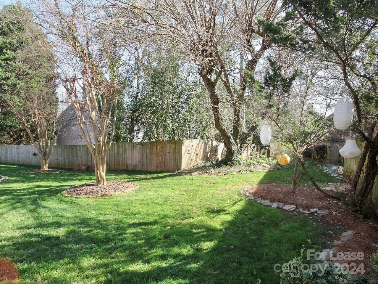 Property image 3 at 858 Mcalway Road, Charlotte, NC 28211