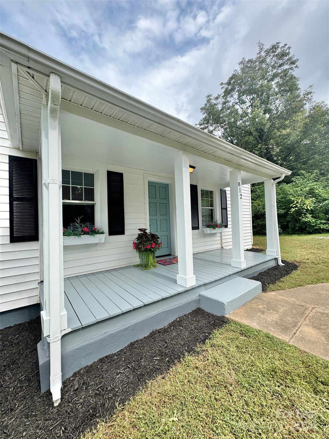 812 Charlotte Avenue