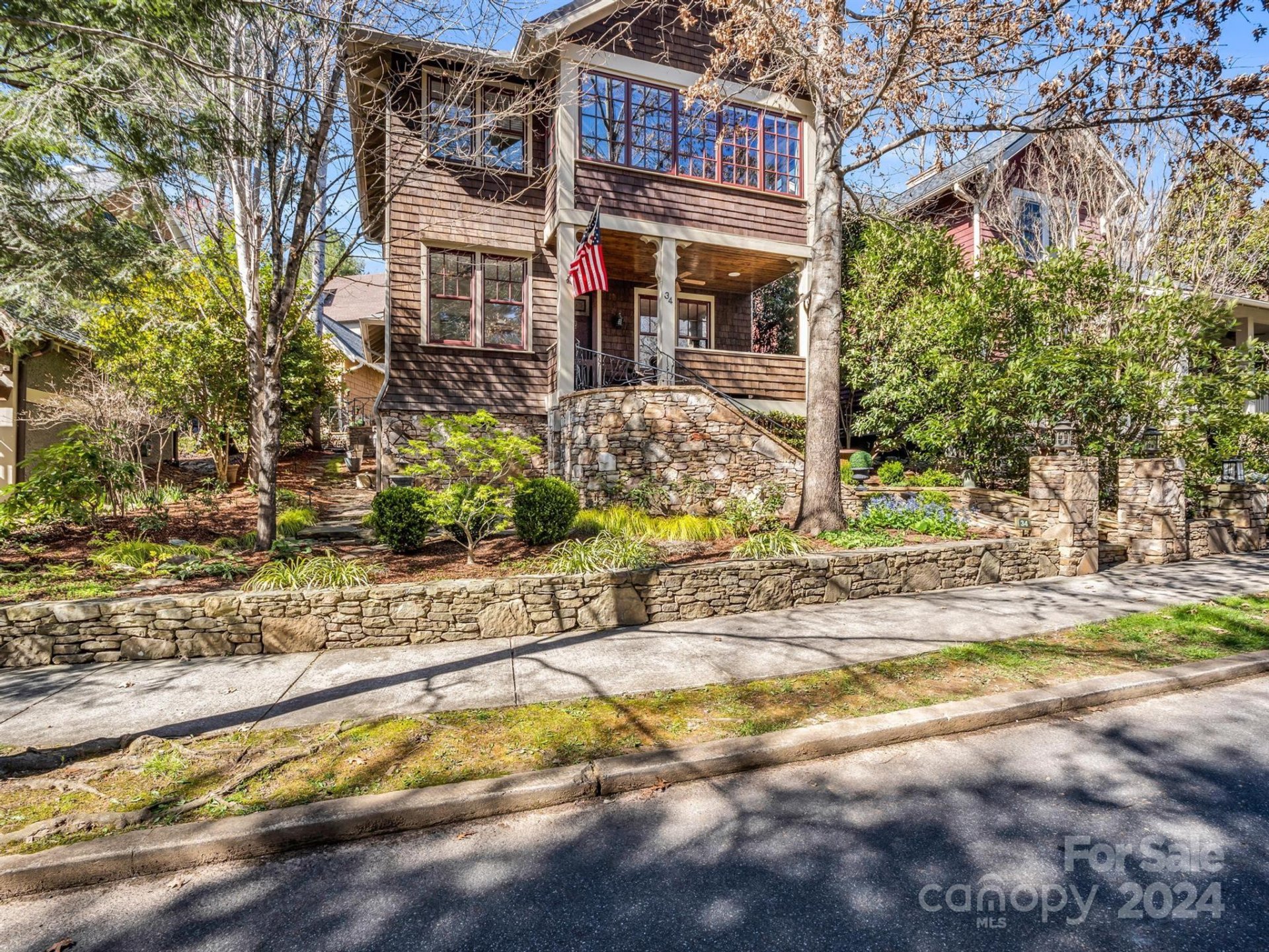 Property image 1 at 34 Cheshire Drive, Black Mountain, NC 28711