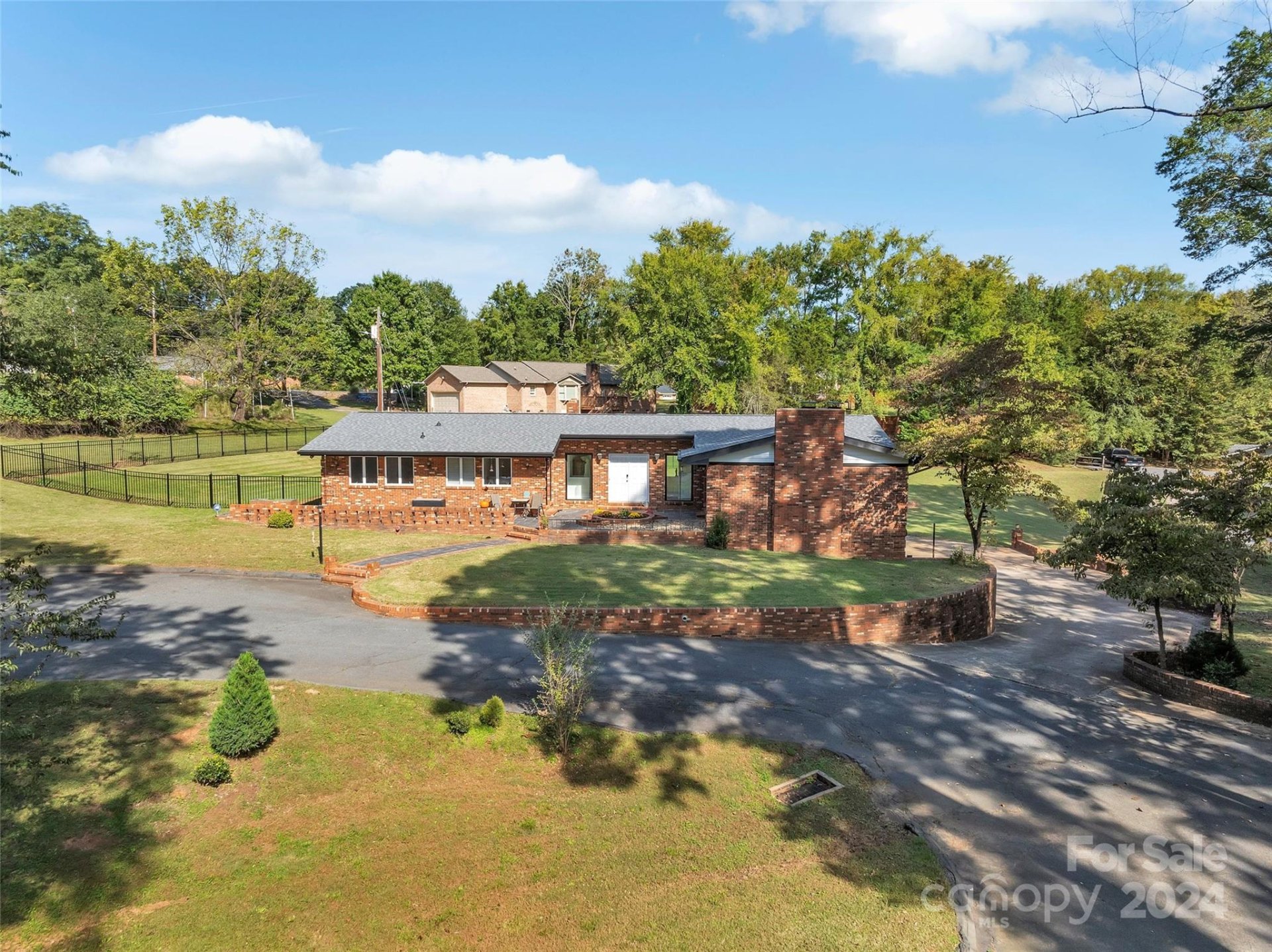 Property image 1 at 406 Pine Street, Harrisburg, NC 28075