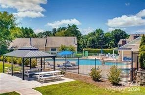 Property image 3 at 6132 Heath Ridge Court, Charlotte, NC 28210
