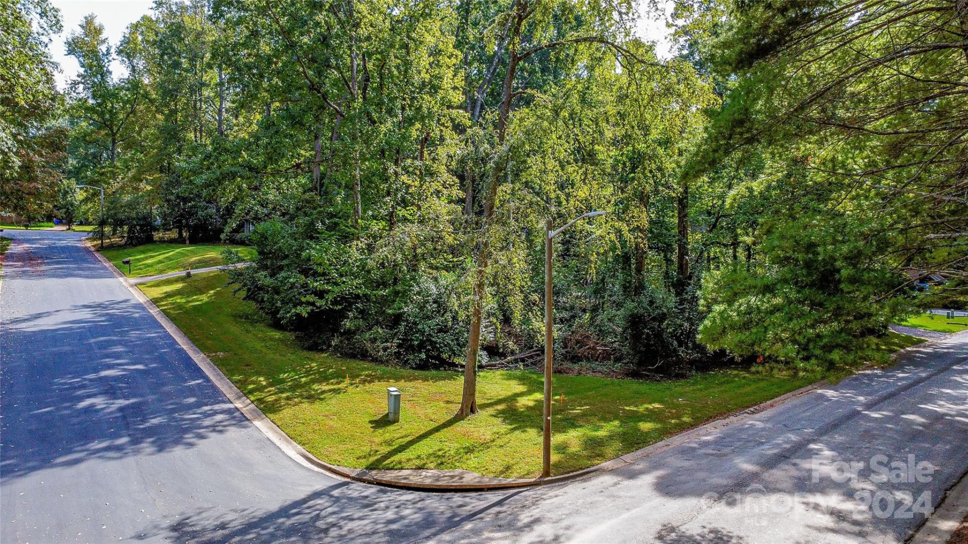 Property image 3 at 702 Knollwood Court, Rock Hill, SC 29732