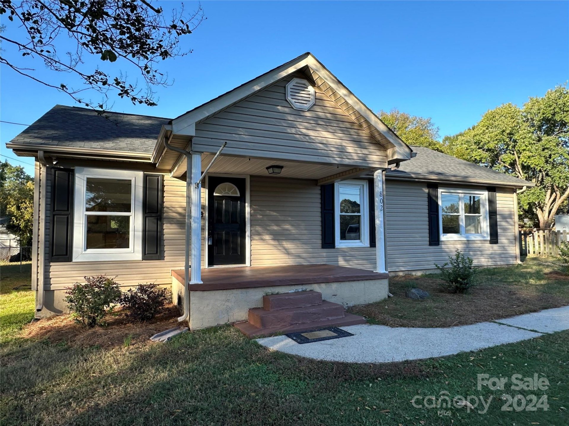 Property image 2 at 802 Beechwood Street, Kannapolis, NC 28081