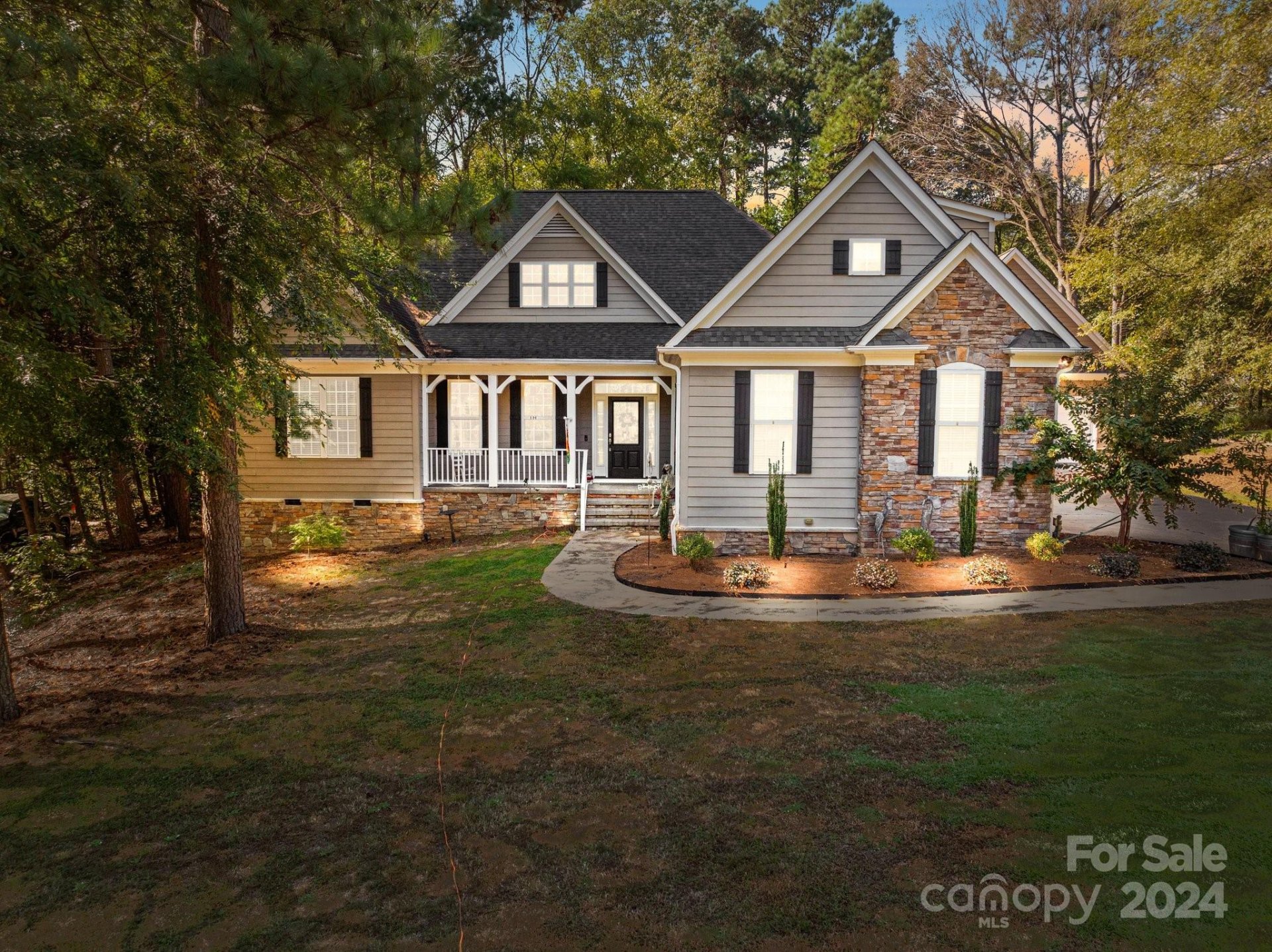 Property image 1 at 308 Silvercliff Drive, Mount Holly, NC 28120