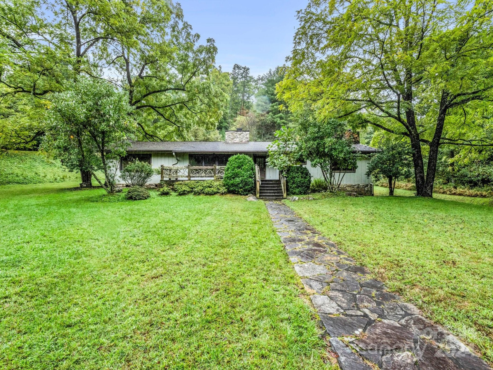 Property image 2 at 270 Mills River Way, Horse Shoe, NC 28742