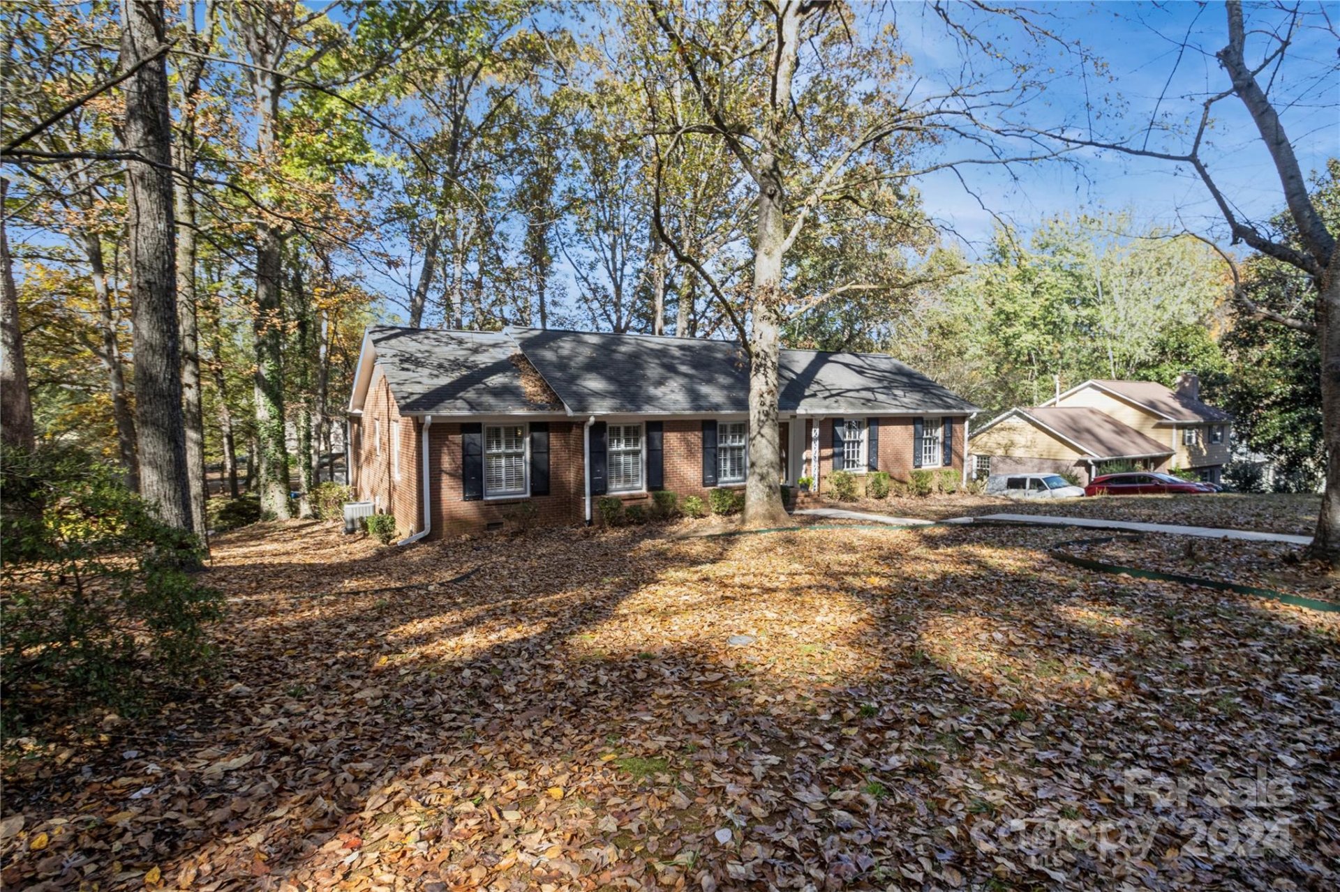 Property image 2 at 4601 Easthaven Drive, Charlotte, NC 28212