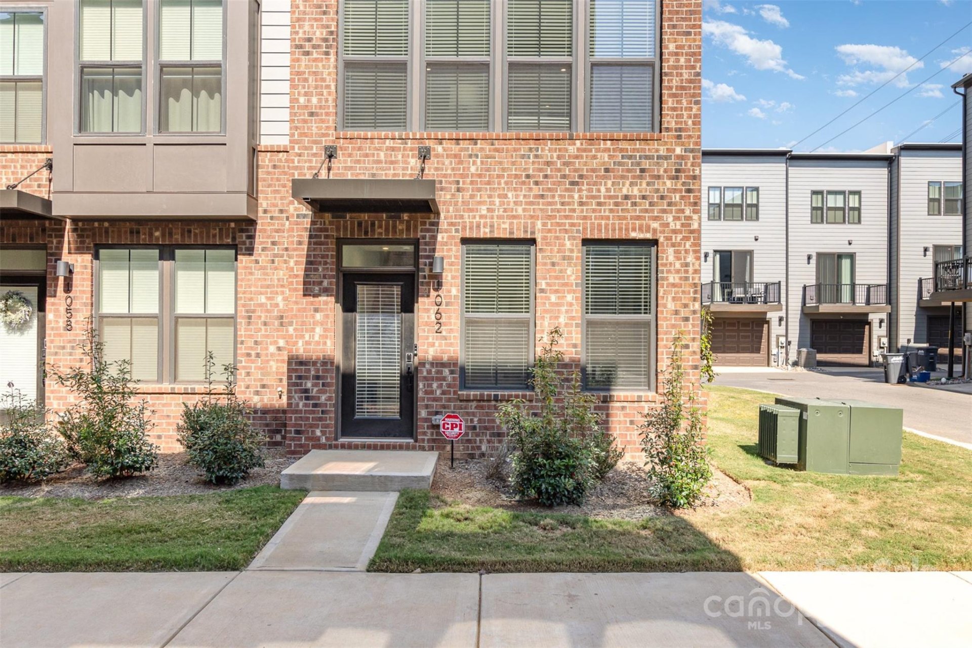Property image 3 at 1062 Simcoe Lane, Charlotte, NC 28217