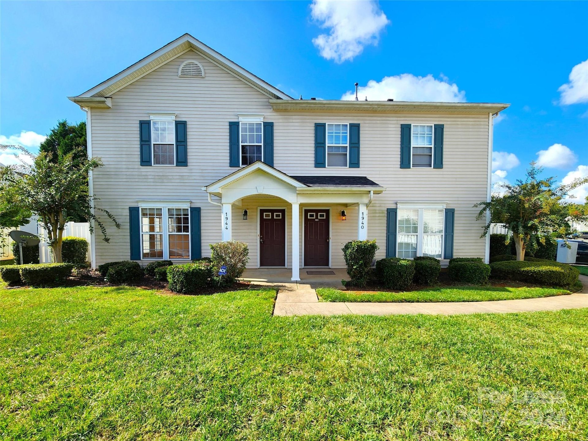 Property image 1 at 1944 Flushing Court, Charlotte, NC 28215